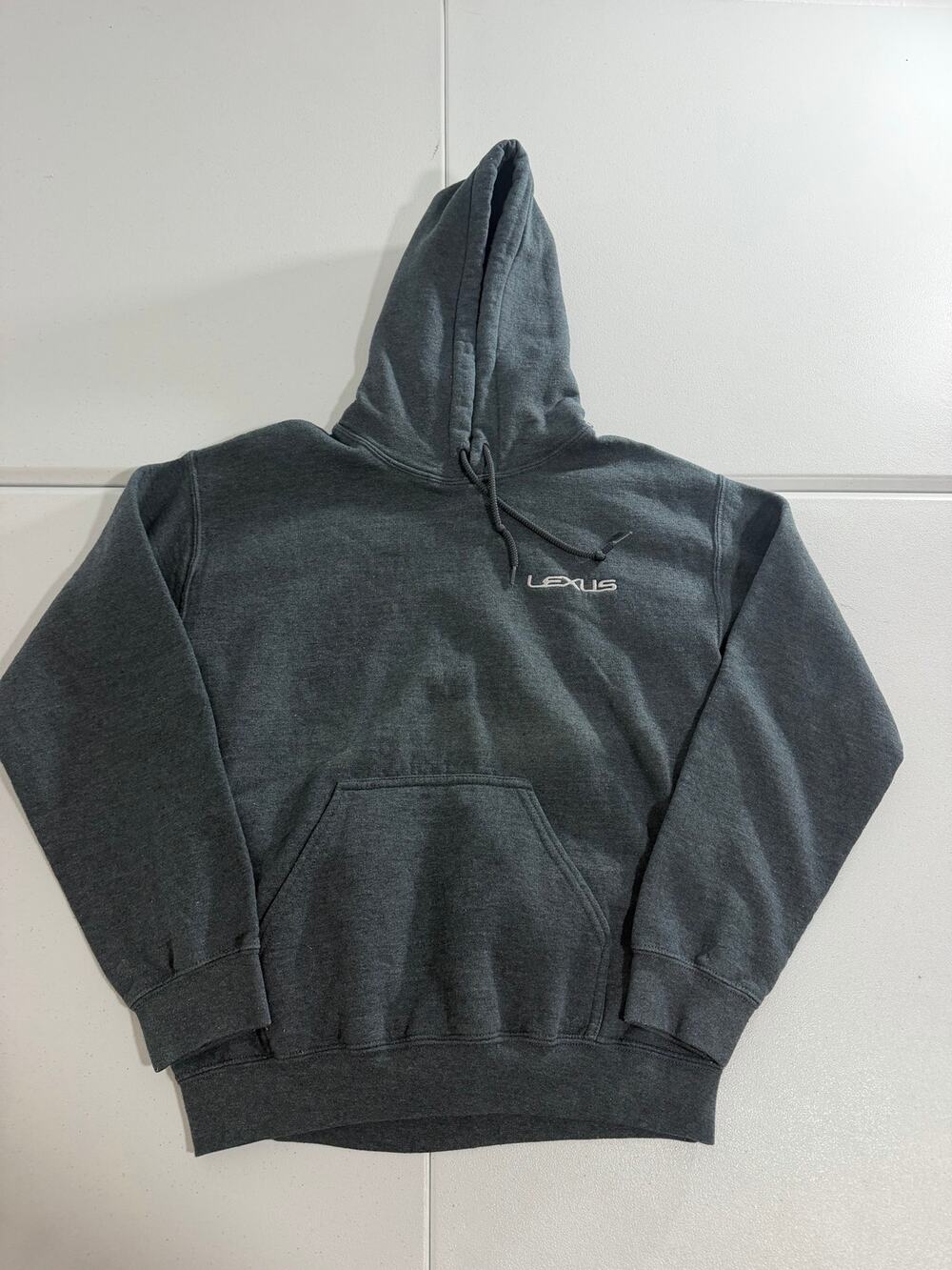 Lexus Embroidered Logo Hoodie Men's Small Dark Gray Gildan Car Pullover